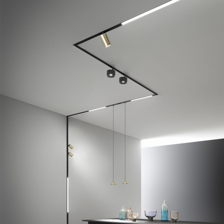 Binario Magnetico 48V Da Superficie Gaeta Gea Luce Luceled Binario Magnetico 48V Da Superficie Gaeta Gea Luce Luceled