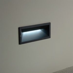 Segnapasso da incasso Shade Nero Ondaluce luceledcom