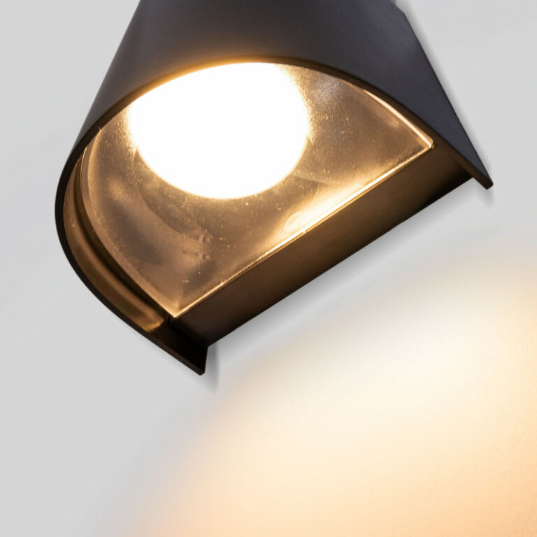 Maka Applique da Esterno Interno Led da Parete 12W Lampade da Muro Plafoniera Moderna Luci Down 3000 Lumen Ip65 Impermeabile 4000K Bianca | Leroy Merlin