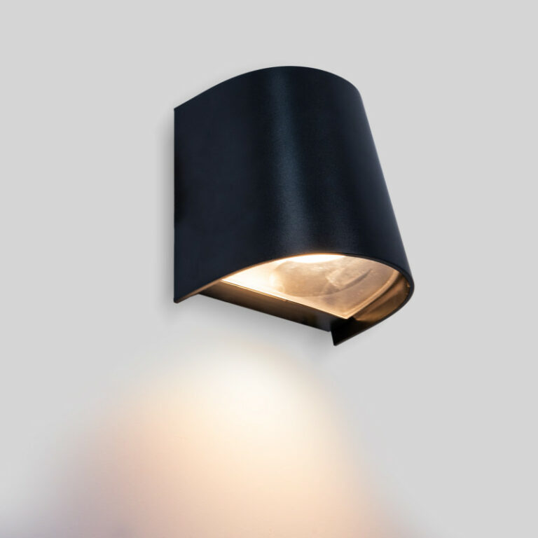 Maka Applique da Esterno Interno Led da Parete 12W Lampade da Muro Plafoniera Moderna Luci Down 3000 Lumen Ip65 Impermeabile 4000K Bianca | Leroy Merlin
