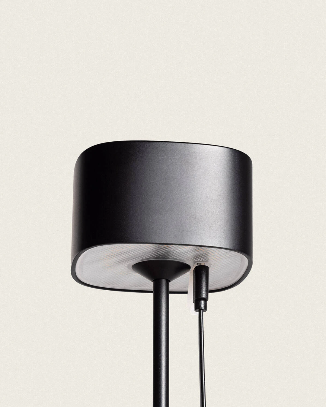 Lampada da Tavolo LED 2W Portatile Mounka Square - Nero (9)