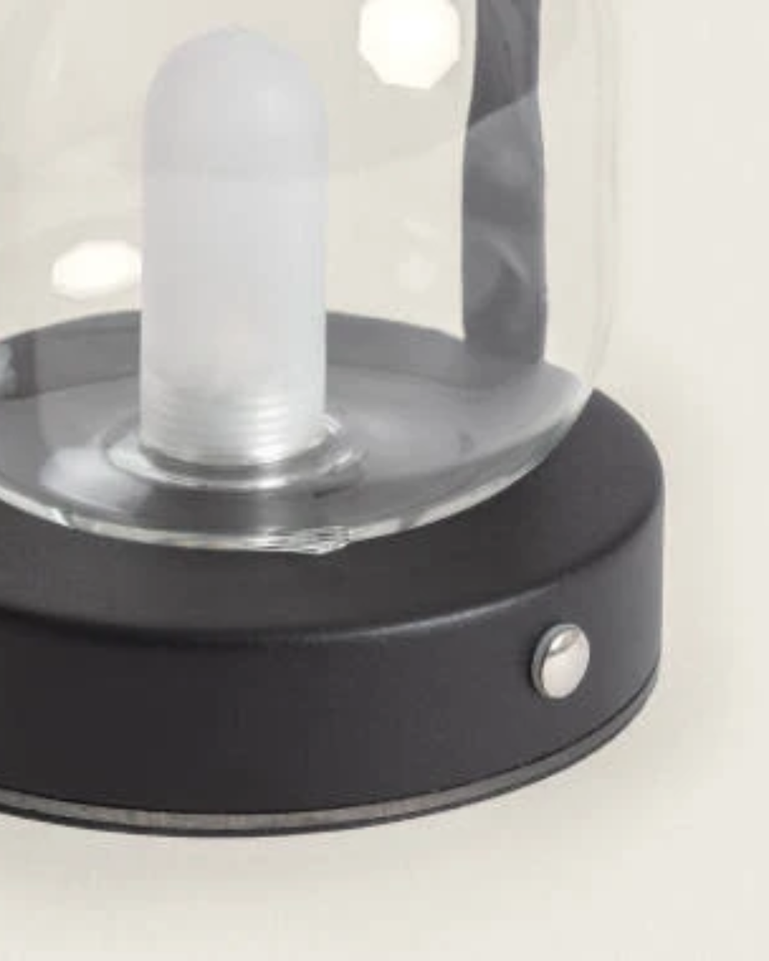 Lampada da Tavolo LED 3W Portatile Olena - Nero (4)