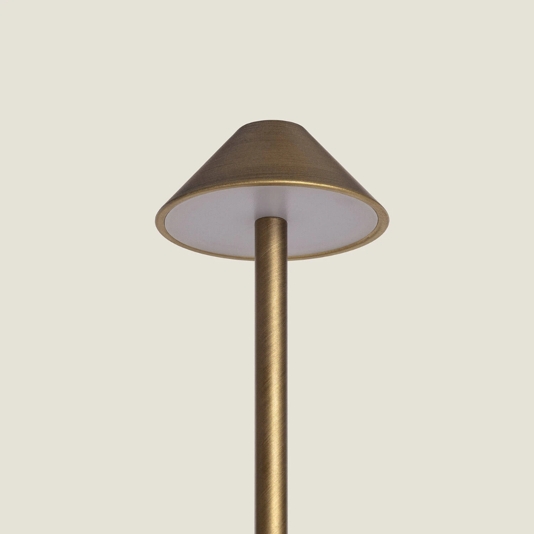 Lampada da Tavolo LED Portatile Per Esterni Magatzi - Ottone (4)