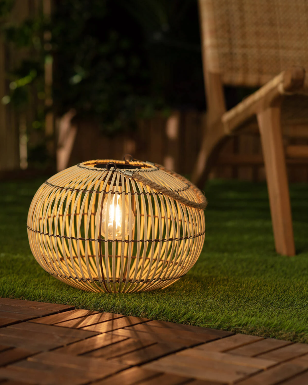Lampada da Tavolo LED Solare Rattan Sirpur (4)