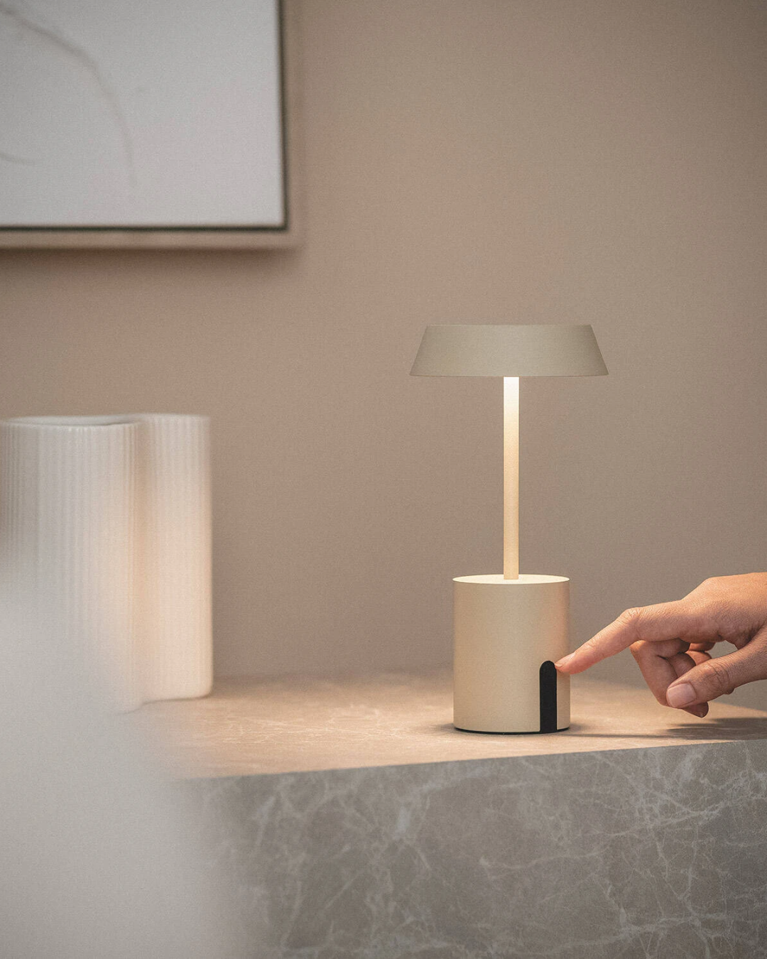 Lampada da Tavolo LED Wireless per Esterni Ula - Beige (4)