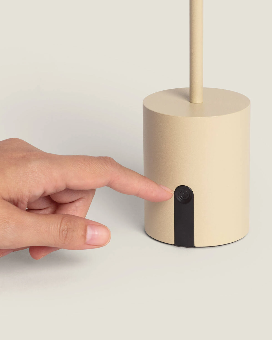 Lampada da Tavolo LED Wireless per Esterni Ula - Beige (9)