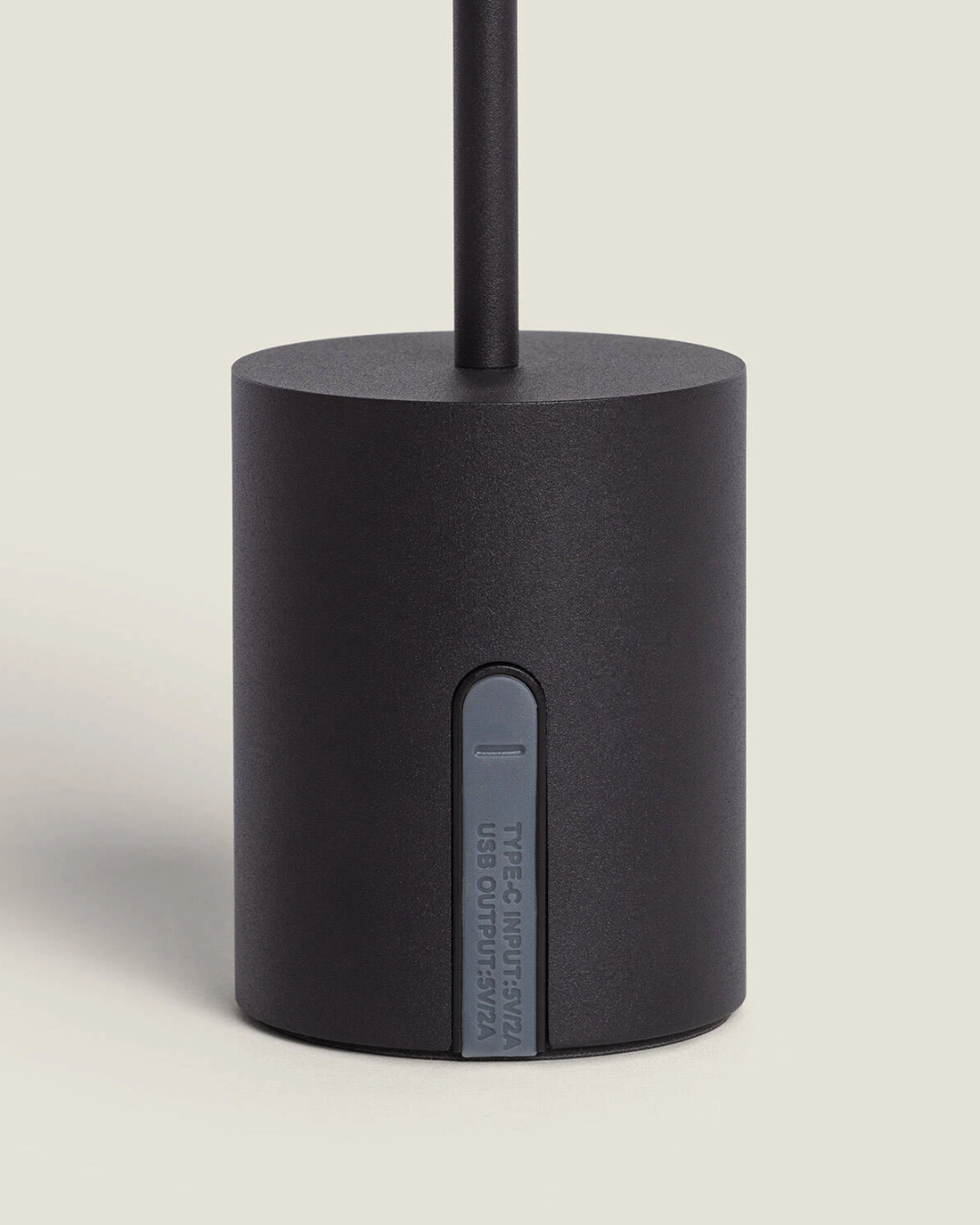 Lampada da Tavolo LED Wireless per Esterni Ula - Nero (6)