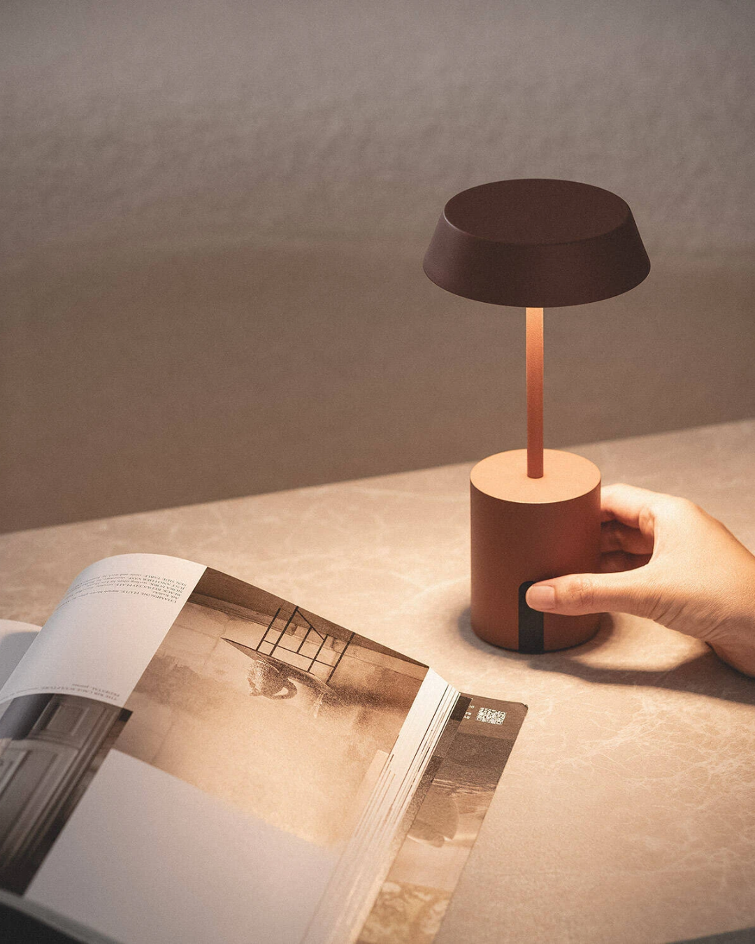 Lampada da Tavolo LED Wireless per Esterni Ula - Terracotta (4)