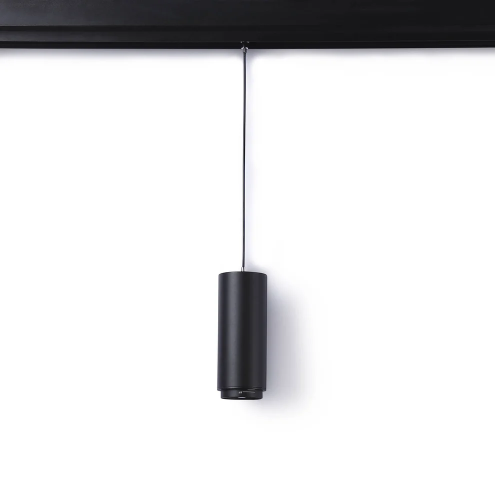 Faretto LED a sospensione con zoom 15°- 60° per binario magnetico 48V 8W CRI95 - De Sanctis Light and Design