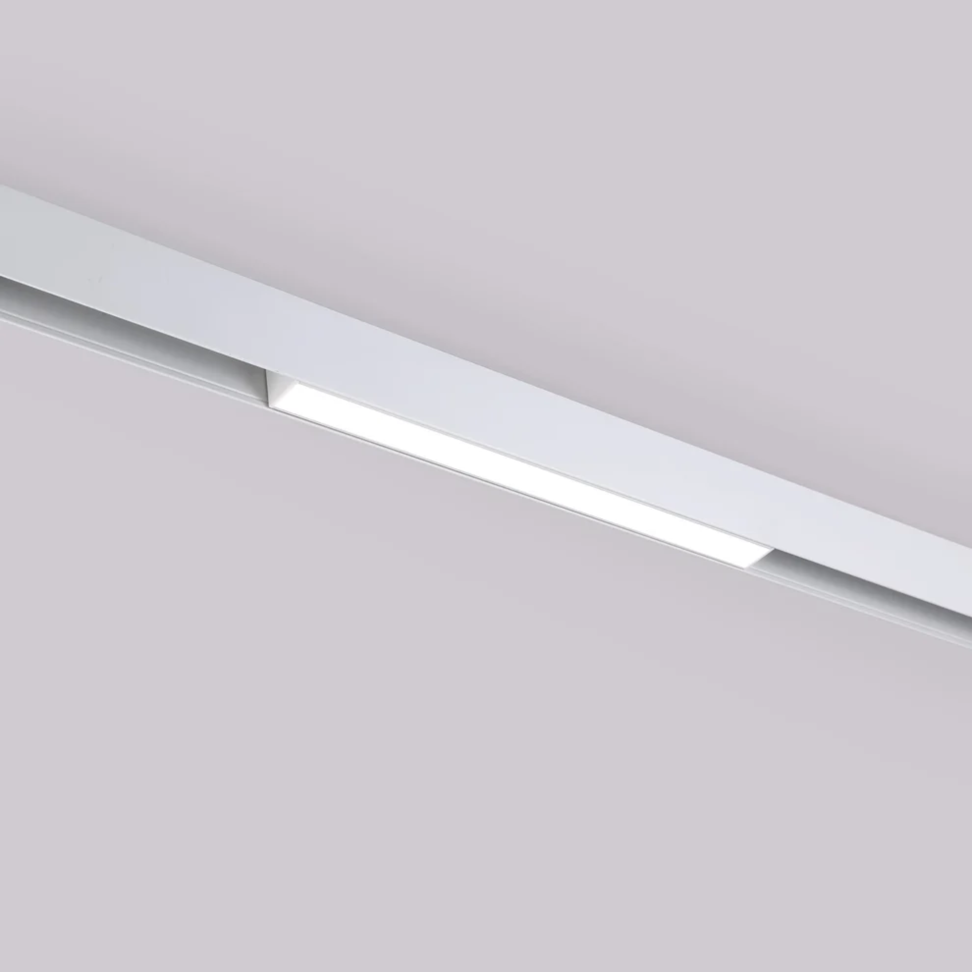 Faretto lineare LED opalino per binario magnetico 48V 10W CRI90 - De Sanctis Light and Design - immagine 5